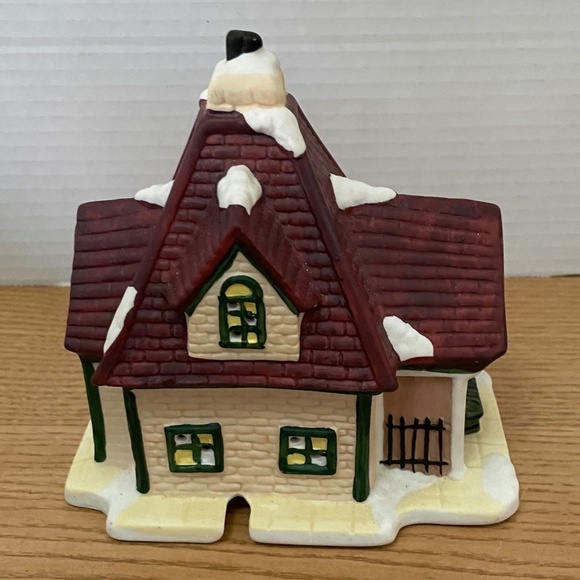 Christmas Valley Village Orig Collectors Series East Market Union Building 1991 - Picture 4 of 14